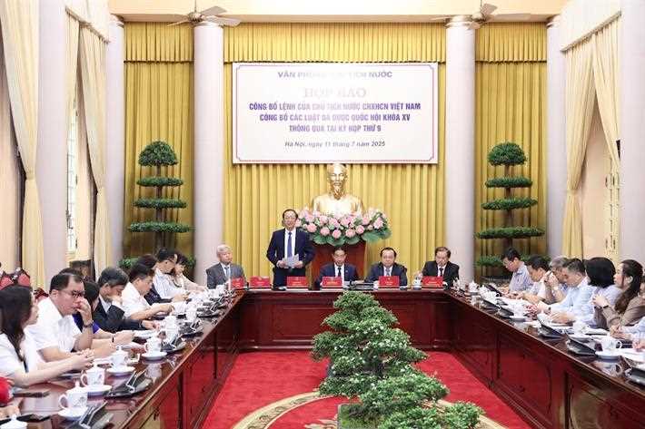 Luật Nhà giáo: Tôn vinh sự cống hiến, nâng cao trách nhiệm nghề nghiệp
